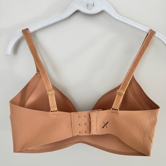 KNIX Your Wingwoman Contour Wireless Bra size 4 - Picture 10 of 14